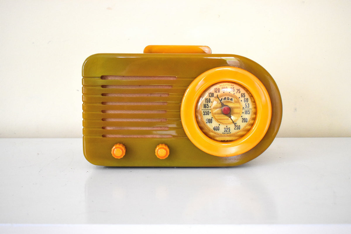 VINTAGE RADIO GOLD KNOB - UNIQUE FOR PHONOGRAPGH , TUBE RADIO