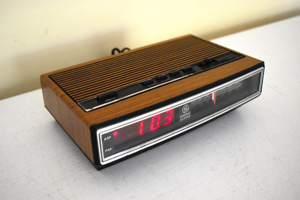 Sony Only! 1975-1977 Sony Model TFM-9440W AM/FM Solid State Transistor ...