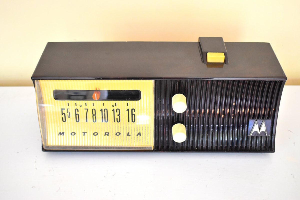 Espresso Brown Marble 1957 Motorola Model 57H AM Vacuum Tube Radio Rare  Model Loud and Clear Sounding!