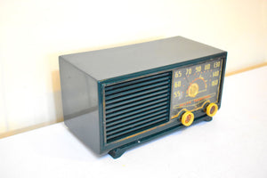 Forest Green 1953 Philco Model 53-562 Vacuum Tube Radio Sounds and Looks Great! Civil Defense Relic!