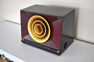 Best Sounding Bakelite 1950 RCA Victor Model 9-X-561 Vacuum Tube AM Radio Sounds Great! Excellent Condition!