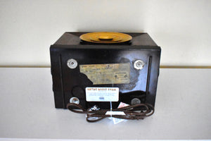 Best Sounding Bakelite 1950 RCA Victor Model 9-X-561 Vacuum Tube AM Radio Sounds Great! Excellent Condition!