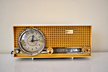 Load image into Gallery viewer, Harvest Gold 1963 Travler Model 59C22 AM Vacuum Tube Alarm Clock Radio Sounds Great! Excellent Condition with Rare Working Clock Light!