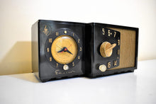 Load image into Gallery viewer, Mamba Black Avant Garde 1954 Emerson Model 788 Series B Vacuum Tube AM Alarm Clock Radio Rare! Excellent Condition! Sounds Great!