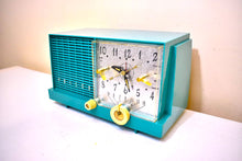Load image into Gallery viewer, Seafoam Green 1958 Philco Model F752-124 AM Vacuum Tube Radio Rare Awesome Color Sounds Great! Excellent Condition!