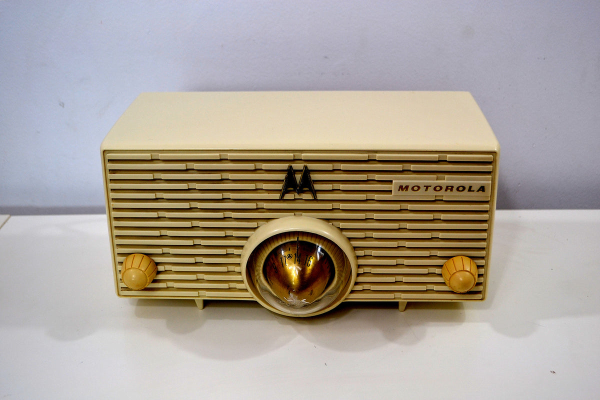 クリーム アイボリー 1957 モトローラ モデル MK-56H タービン
