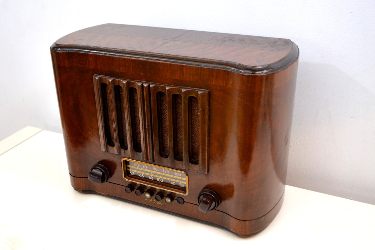 美しい無垢材のレトロなアールデコ 1938 RCA Victor 55X 真空管ラジオ