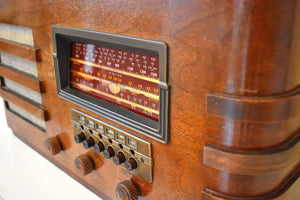 Artisan Handcrafted Wood 1938-39 Airline Model 62-390 Vacuum Tube AM Shortwave Radio Near Mint Condition! Plays Well!