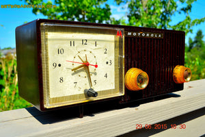 SOLD! - Aug 14, 2015 - BLUETOOTH MP3 READY - EXPRESSO Retro Mid Century Jetsons 1956 Motorola 57CE Tube AM Clock Radio Totally Restored!