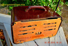 Load image into Gallery viewer, SOLD! - Sept 22, 2015 - GOLDEN AGE Art Deco WWII Era Vintage 1942 Zenith 6D612 AM Tube Radio Sounds Great! - [product_type} - Zenith - Retro Radio Farm