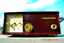 Load image into Gallery viewer, SOLD! - June 23, 2014 - BEAUTIFUL CHOCOLATE BROWN Retro Jetsons 1959 Motorola 5C22M Tube AM Clock Radio WORKS! - [product_type} - Motorola - Retro Radio Farm