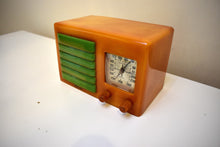 Load image into Gallery viewer, Yellow and Green Catalin 1936-37 FADA Model 5F60 &#39;Baby FADA&#39; Vacuum Tube AM Radio Excellent Condition! Rare Model!