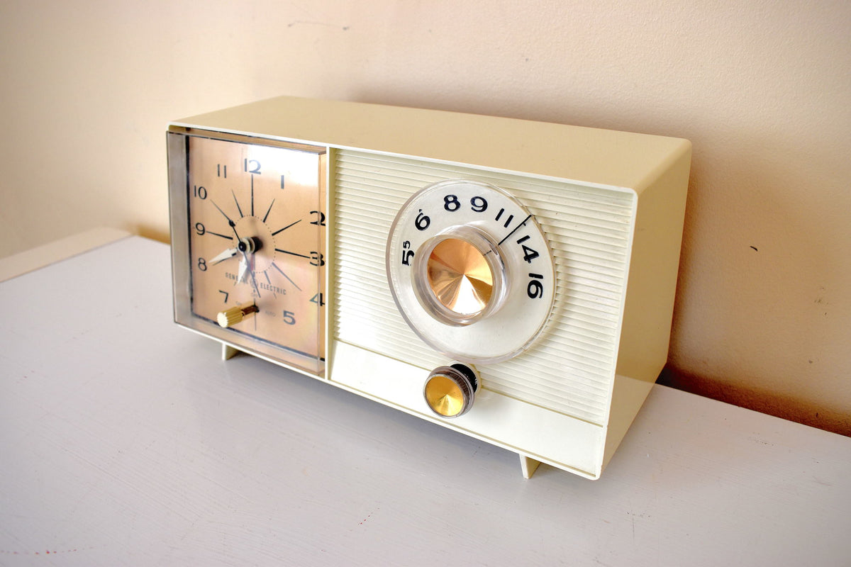 Bluetooth Ready To Go - アイボリー モデルヌ 1959 GE ゼネラル エレクトリック モデル C-403A AM –  Retro Radio Farm