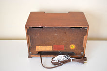 Load image into Gallery viewer, Cherry Wood Artisan Handcrafted 1947 Lear Radio Model 561 Vacuum Tube AM Radio Loud Rare Manufacturer Sounds Great!