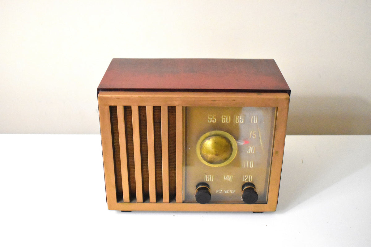 栗木目調仕上げ 1947 RCA Victor Model 75X11 AM ブラウン