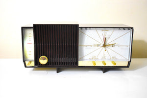 Espresso Brown 1960 Silvertone Model 7025 AM Clock Radio Excellent Plus Condition Rare Calendar Clock Feature!