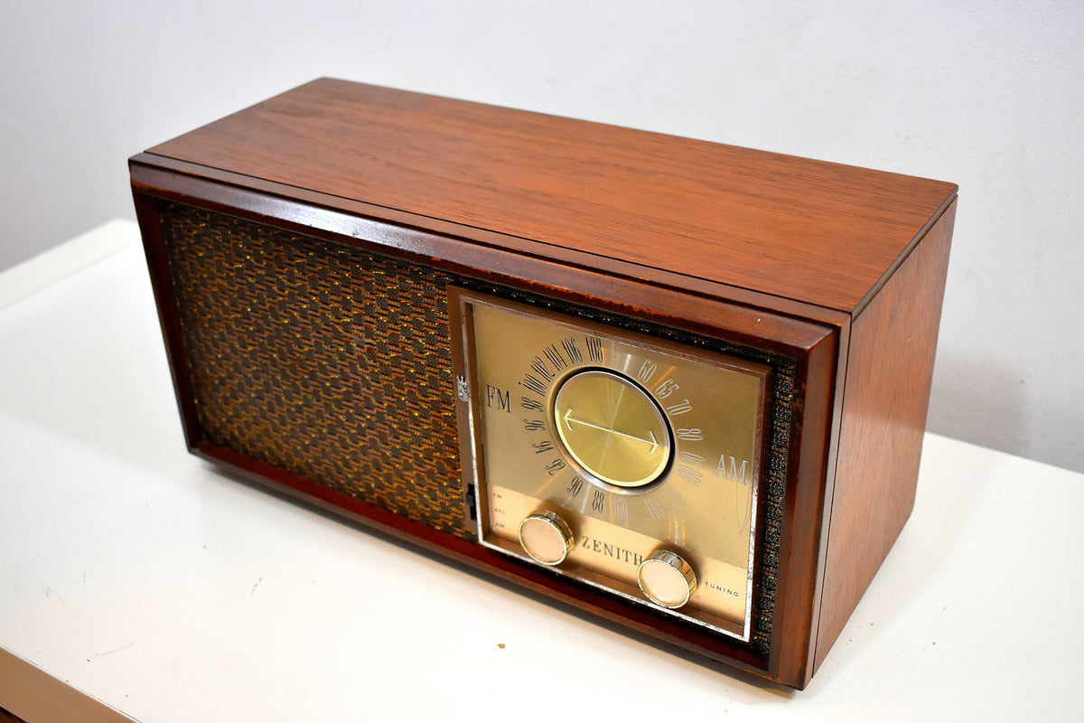 1959 Zenith popular Tube AM/FM Tube Radio Model X323 - Works Great - Tested - See Photos