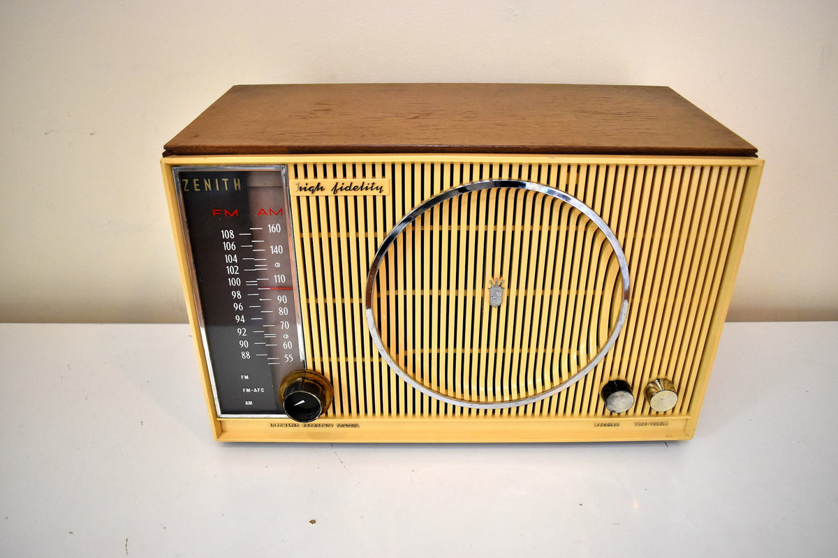 Dual Speaker Oak Wood Cabinet 1964 Zenith Model H845 AM/FM Radio