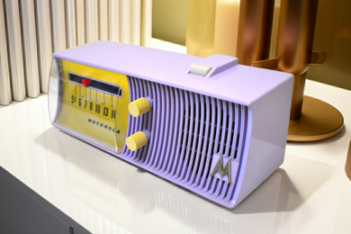 Hyacinth Lavender 1957 Motorola Model 5T27V-1 AM Vacuum Tube Radio Rare Model Beyond Rare Color!
