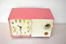 Charger l'image dans la galerie, Hot Pink 1959 Philco Model F743-124 AM Vacuum Tube Clock Radio Rare Color Sounds Great!