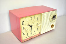 Charger l'image dans la galerie, Hot Pink 1959 Philco Model F743-124 AM Vacuum Tube Clock Radio Rare Color Sounds Great!