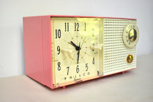 Charger l'image dans la galerie, Hot Pink 1959 Philco Model F743-124 AM Vacuum Tube Clock Radio Rare Color Sounds Great!
