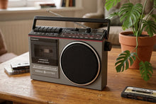 Charger l'image dans la galerie, GenX 80s Retro General Electric GE Model 3-5233A AM FM Cassette Stereo Boombox Radio! Sounds Great Excellent Condition!