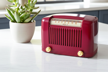 画像をギャラリービューアに読み込む, Cranberry Red 1946 Addison Model 55 AM Vacuum Tube Radio Looks and Sounds Great! Excellent Condition!