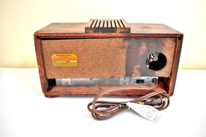 Cedarwood Mid Century 1952 Automatic Radio Mfg Model CL-164 Vacuum Tube AM Radio Sounds Fabulous! Looks Great!