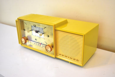 Mellow Yellow Mid Century Vintage Retro 1959 Admiral 296 Vacuum Tube AM Clock Radio Sounds Great! Rare Color!