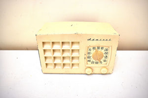 Bluetooth 対応 - アイボリー 1949 アドミラル モデル 5R13N 真空管 AM ラジオのサウンドは素晴らしいです。