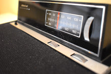 Load image into Gallery viewer, Bluetooth Ready To Go - 1970s Admiral Model RF-381 AM/FM Radio Sounds Great! Excellent Condition!