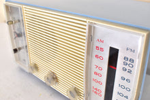 画像をギャラリービューアに読み込む, モントレー ブルー 1963-64 アドミラル モデル Y3609N 真空管 AM/FM クロック ラジオ 素晴らしい状態で素晴らしいサウンドです。