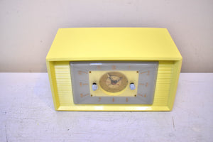 Seafoam Green 1958 Philco Model F752-124 AM 真空管ラジオ 希少な素晴らしいカラーサウンド、素晴らしいです。非常に良い状態！