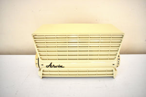 ビアンカ アイボリー 1958 アーヴィン モデル 2581 真空管 AM ラジオのサウンドは素晴らしいです。非常に良い状態！