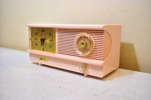 Powder Pink 1957 Arvin Model 51R32 Vacuum Tube AM Clock Radio Rare Model Unusual Design! Sounds Great!