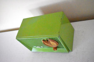 Sweet Bitter Green 1956 Arvin Model 951T1 Vacuum Tube Radio Sounds Great! Unique Model and Rare Color!