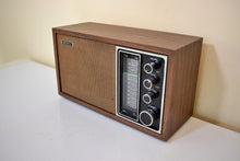 Charger l&#39;image dans la galerie, Sony Only! 1975-1977 Sony Model TFM-9440W AM/FM Solid State Transistor Radio Popular Model!