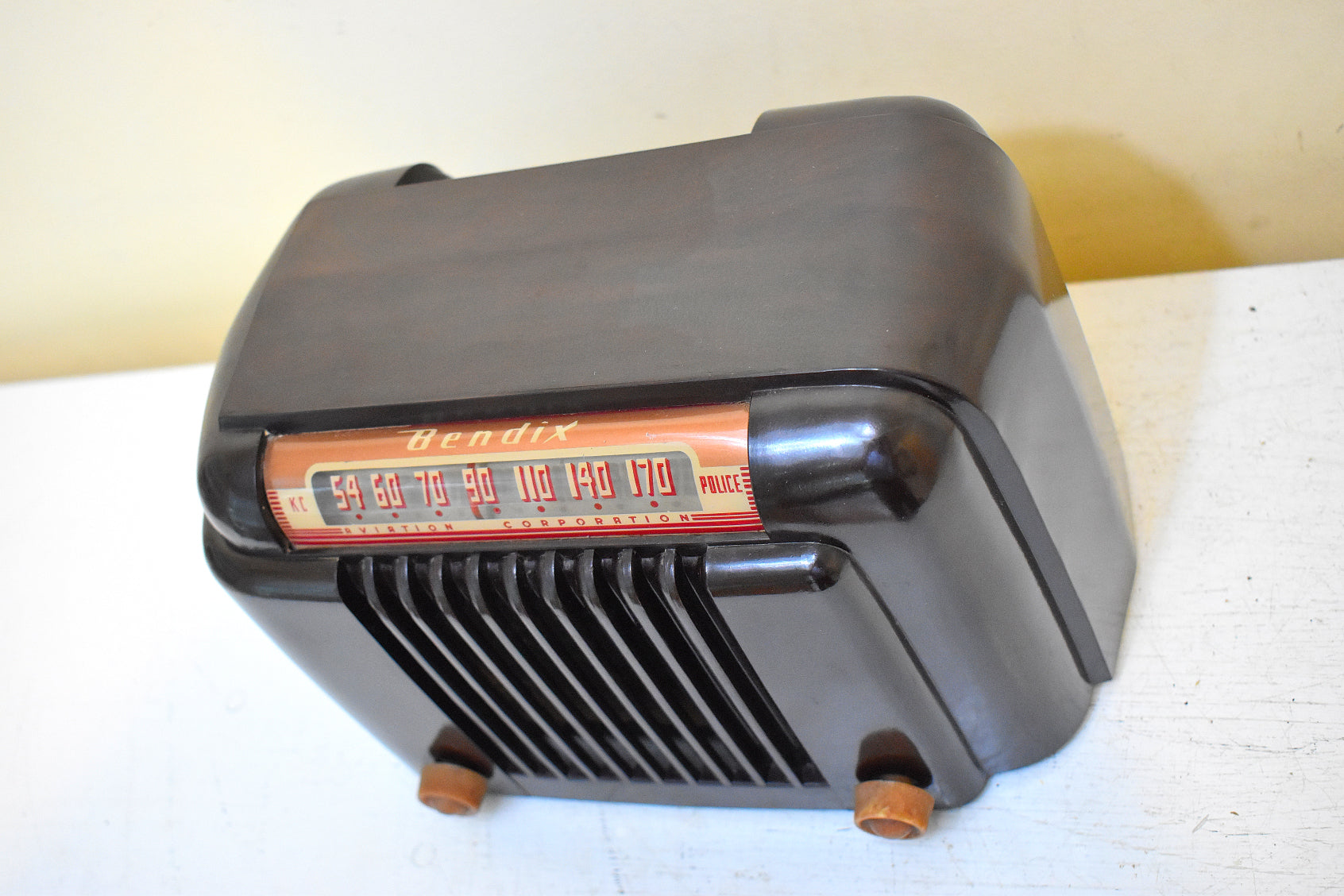 Marble Brown Bakelite 1949 Bendix Model 526A AM Vacuum Tube Radio Clas ...