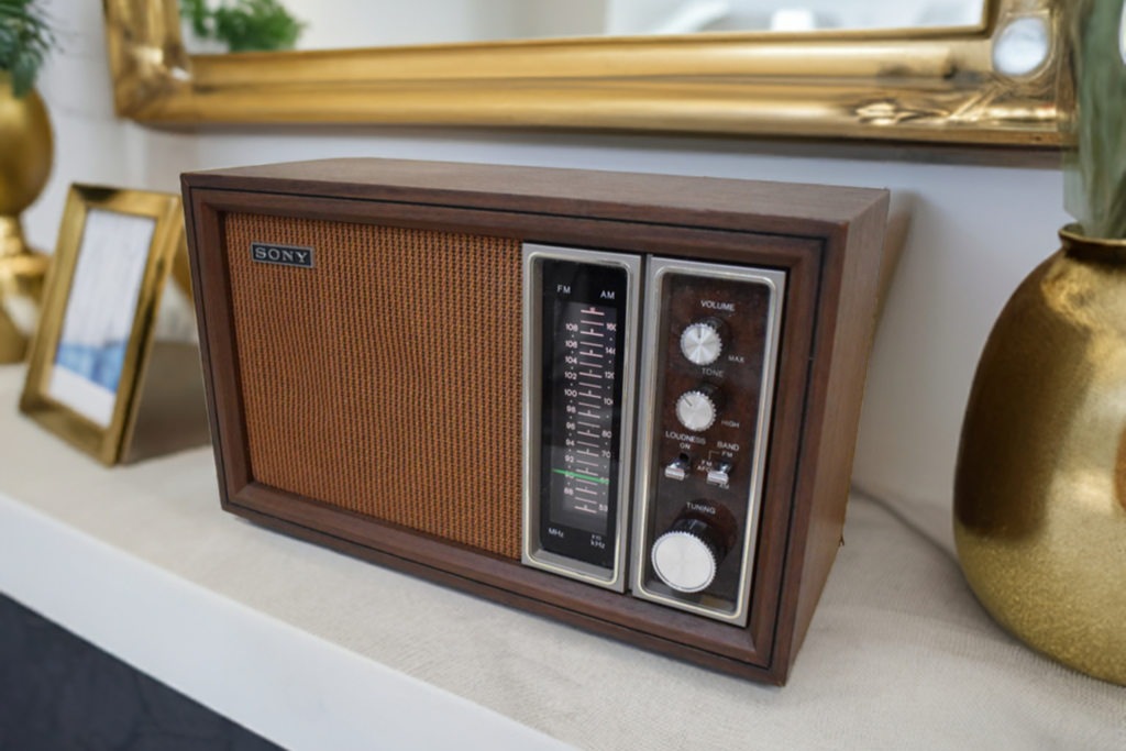 Sony Only! 1975-1977 Sony Model TFM-9440W AM/FM Solid State