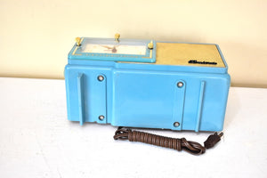 Bali Blue and Gold 1957 Bulova Model 100 AM Vacuum Tube Radio Awesome Color Sounds Great! Excellent Condition!