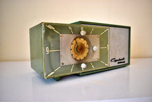 Charger l&#39;image dans la galerie, Olive Green 1953 Capehart Farnsworth Model T-20 AM Vintage Vacuum Tube Radio Sounds Great! Awesome Model!