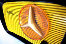 Charger l&#39;image dans la galerie, Bumble Bee Yellow and Black 1959 CBS Model C2160 Vacuum Tube AM Clock Radio Sounds Terrific! Excellent Condition!