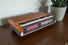 画像をギャラリービューアに読み込む, Wood Grain 1980s General Electric Model 7-4630C AM FM Digital Alarm Clock Radio! Excellent Condition! (Copy)