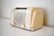 Load image into Gallery viewer, Ivory White Bakelite 1947 Crosley 58TL Vacuum Tube AM Radio Sounds Great! Very Good Condition!