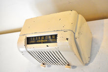 Load image into Gallery viewer, Ivory White Bakelite 1947 Crosley 58TL Vacuum Tube AM Radio Sounds Great! Very Good Condition!