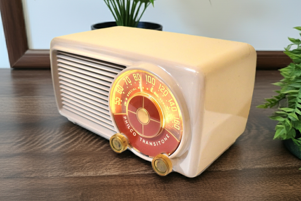 Taupe Tan 1953 Philco Transitone Model 53-561 AM Vacuum Tube Radio Sounds Great! Excellent Condition!
