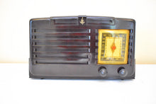 画像をギャラリービューアに読み込む, アンバーブラウン ベークライト 1948 RCA Victor Model 8-X-541 真空管AMラジオサウンド 大好評ベークライト！