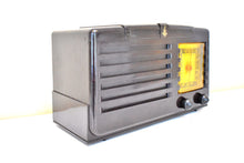 画像をギャラリービューアに読み込む, アンバーブラウン ベークライト 1948 RCA Victor Model 8-X-541 真空管AMラジオサウンド 大好評ベークライト！