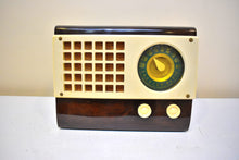 画像をギャラリービューアに読み込む, Butterscotch Honey Gold Catalin 1947 Emerson Model 520 Vacuum Tube AM Radio Sounds Great! Excellent Condition!